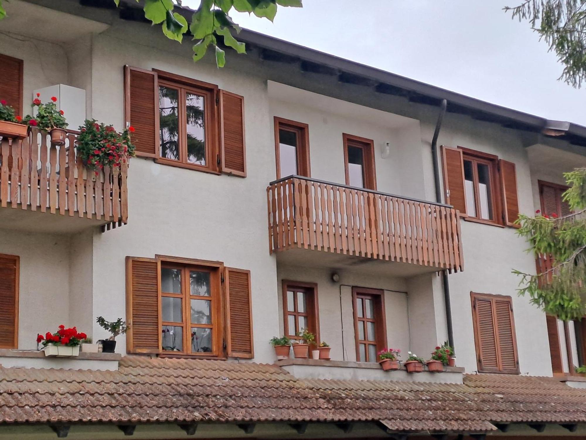 My House Appartement Roddino Buitenkant foto